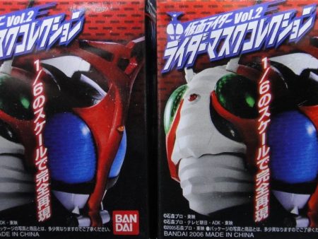 BANDAI KAMEN RIDER MASK COLLECTION VOL.2 KAMEN RIDER 1 THE FIRST KAMEN RIDER 2 THE FIRST WITH LIGHT STAND 幪面超人頭像 第二彈 幪面超人1號 幪面超人2號 連燈座 盒蛋 (BUY-141651A-SPK) Online Hot Sale