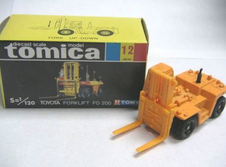 VINTAGE TOMICA 12 - TOYOTA FORKLIFT FD200 MADE IN JAPAN (PIU20) For Sale