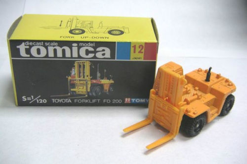 VINTAGE TOMICA 12 - TOYOTA FORKLIFT FD200 MADE IN JAPAN (PIU20) For Sale