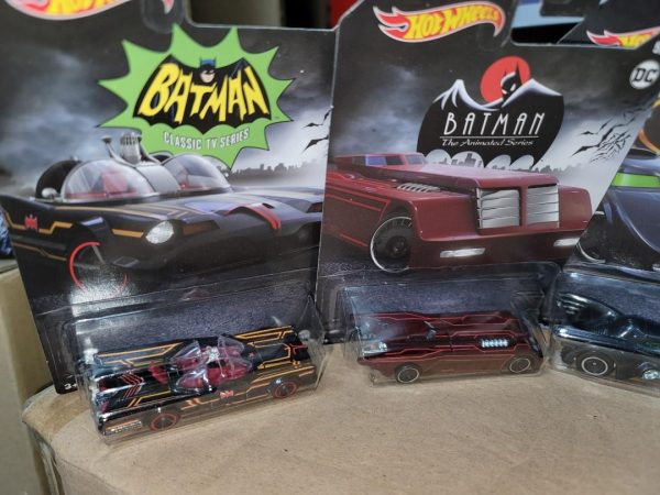 Hotwheels batman batmobile set of 5 DC gdg83 on Sale